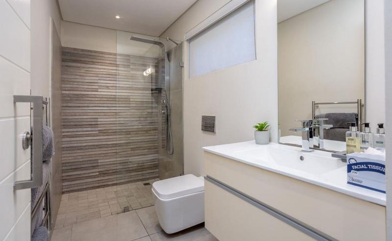 8 Bedroom Property for Sale in Llandudno Western Cape